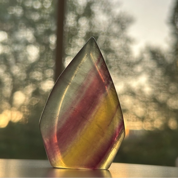 Fluorite Teardrop - Picture 4 of 6